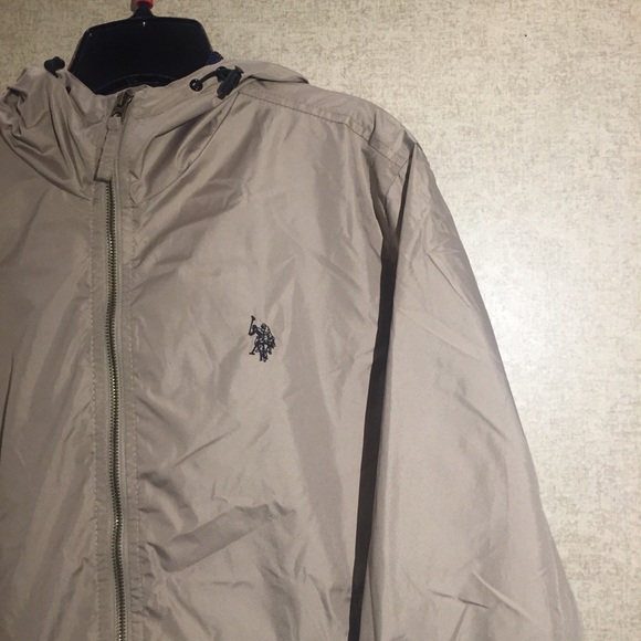 polo windbreaker with hood